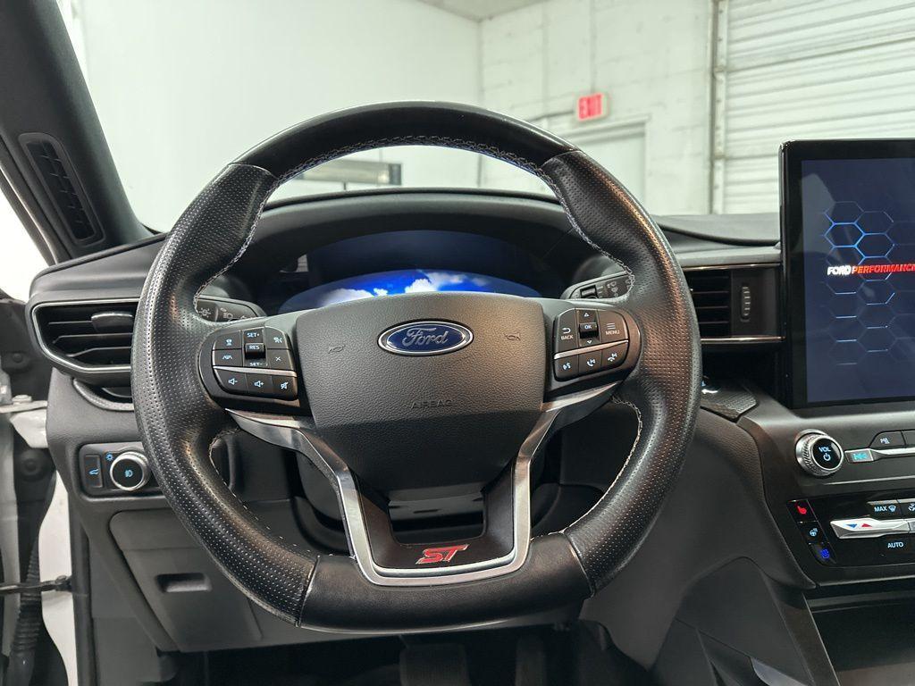 used 2020 Ford Explorer car, priced at $31,900