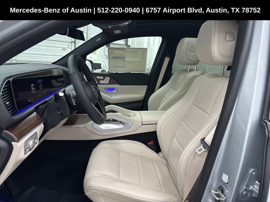 new 2025 Mercedes-Benz GLS 450 car, priced at $92,020