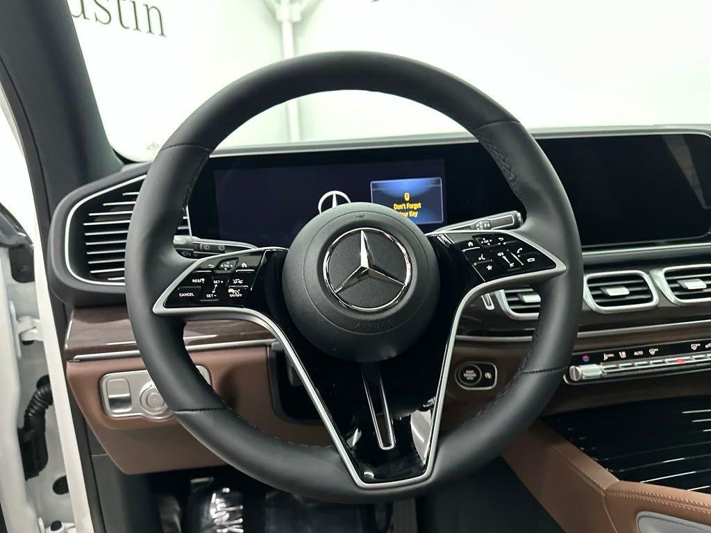 used 2025 Mercedes-Benz GLE 350 car, priced at $72,745