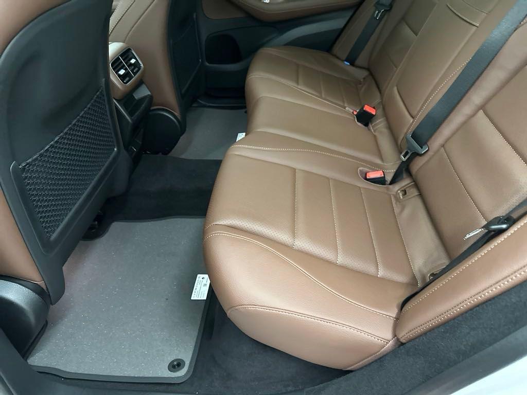 used 2025 Mercedes-Benz GLE 350 car, priced at $72,745