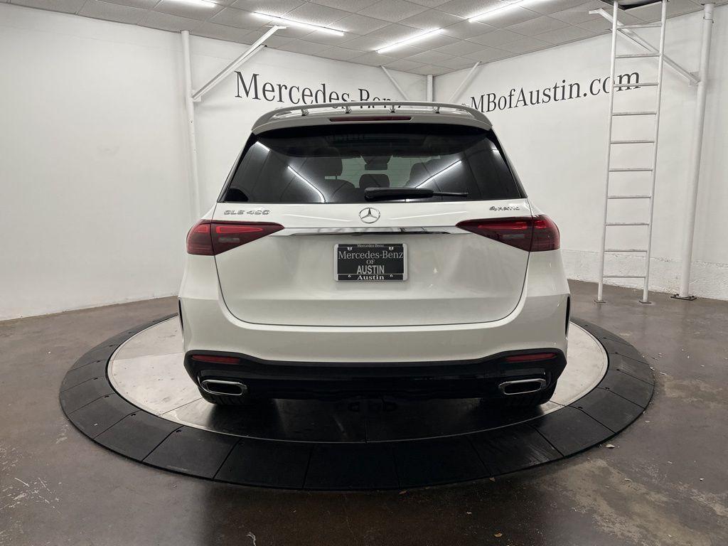 new 2025 Mercedes-Benz GLE 450 car, priced at $85,555