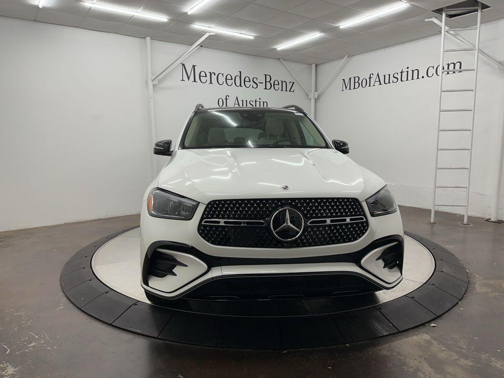 new 2025 Mercedes-Benz GLE 450 car, priced at $85,555