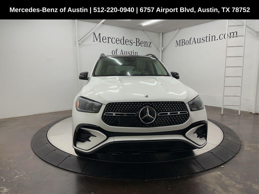 new 2025 Mercedes-Benz GLE 450 car, priced at $85,555