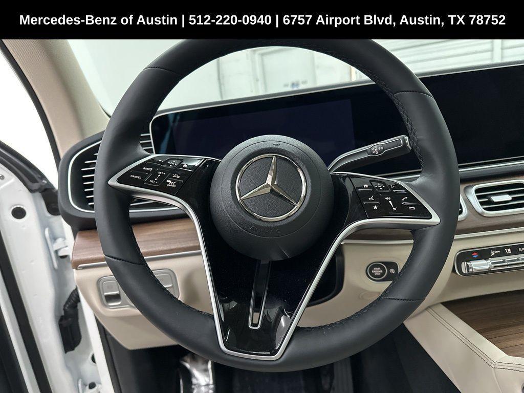 new 2025 Mercedes-Benz GLE 450 car, priced at $85,555