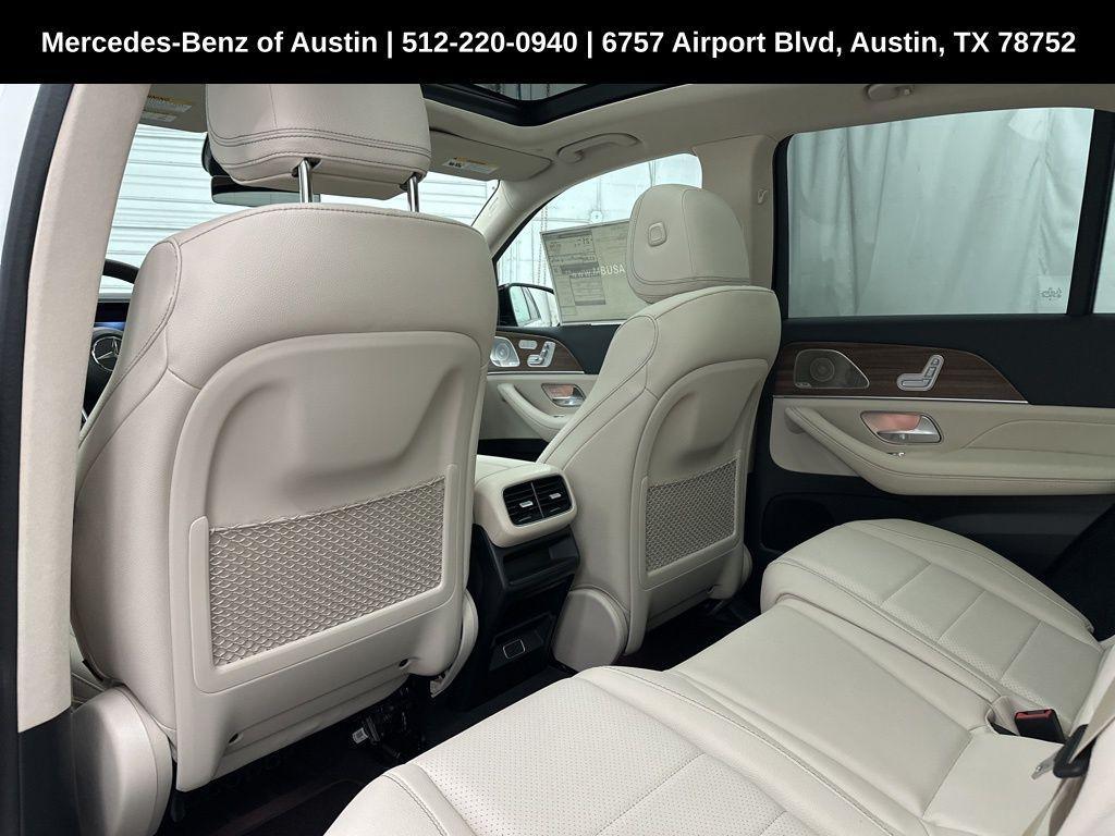 new 2025 Mercedes-Benz GLE 450 car, priced at $85,555
