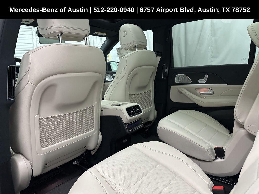 new 2025 Mercedes-Benz GLS 450 car, priced at $98,945