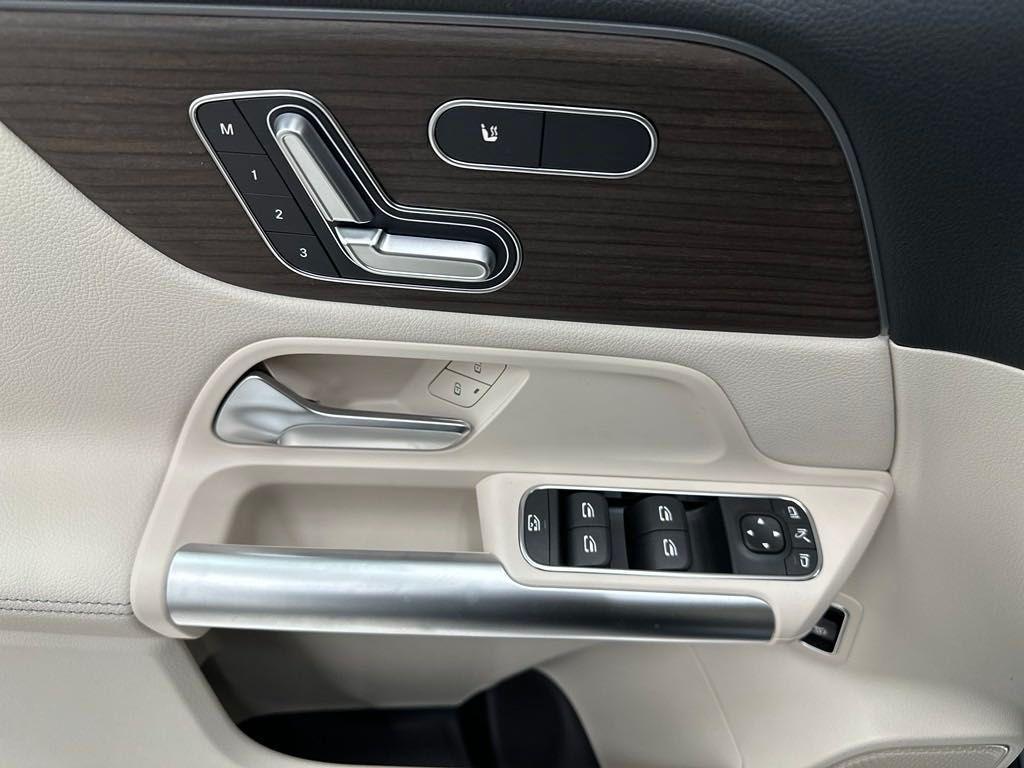 used 2025 Mercedes-Benz GLA 250 car, priced at $50,120