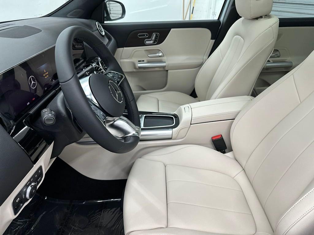 used 2025 Mercedes-Benz GLA 250 car, priced at $50,120