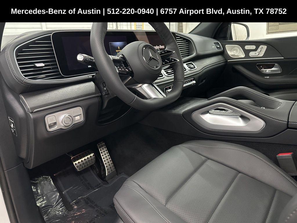 new 2025 Mercedes-Benz GLS 450 car, priced at $96,355