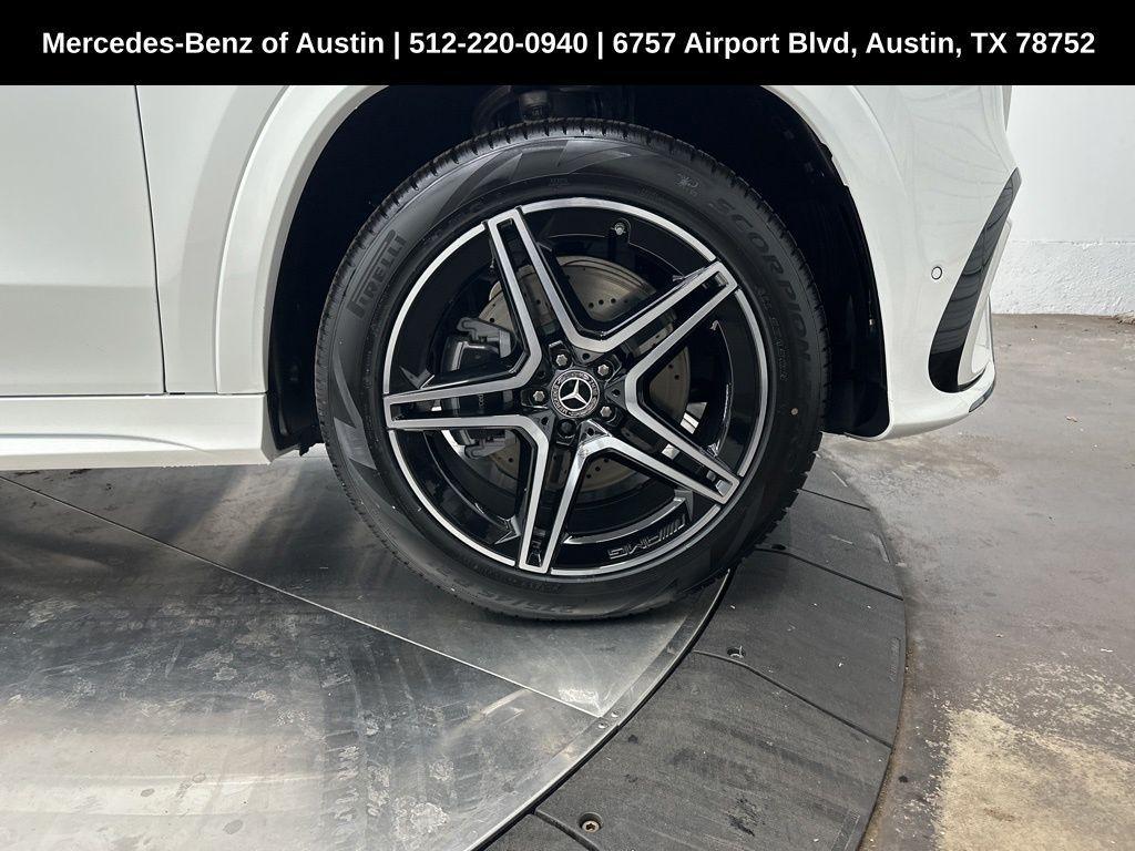 new 2025 Mercedes-Benz GLS 450 car, priced at $96,355