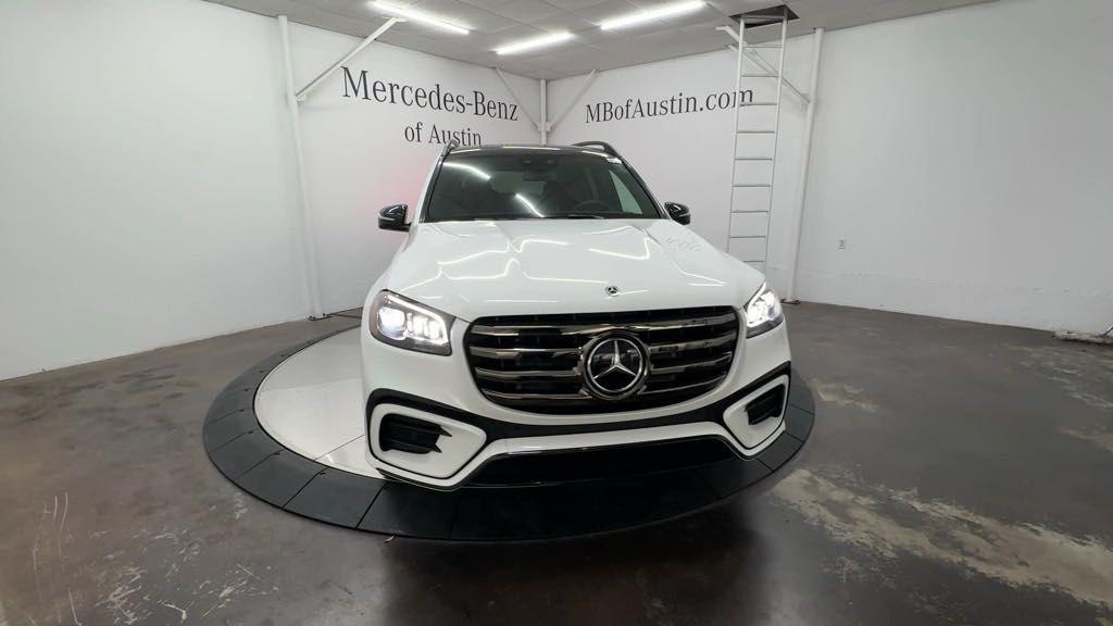 new 2025 Mercedes-Benz GLS 450 car, priced at $101,355