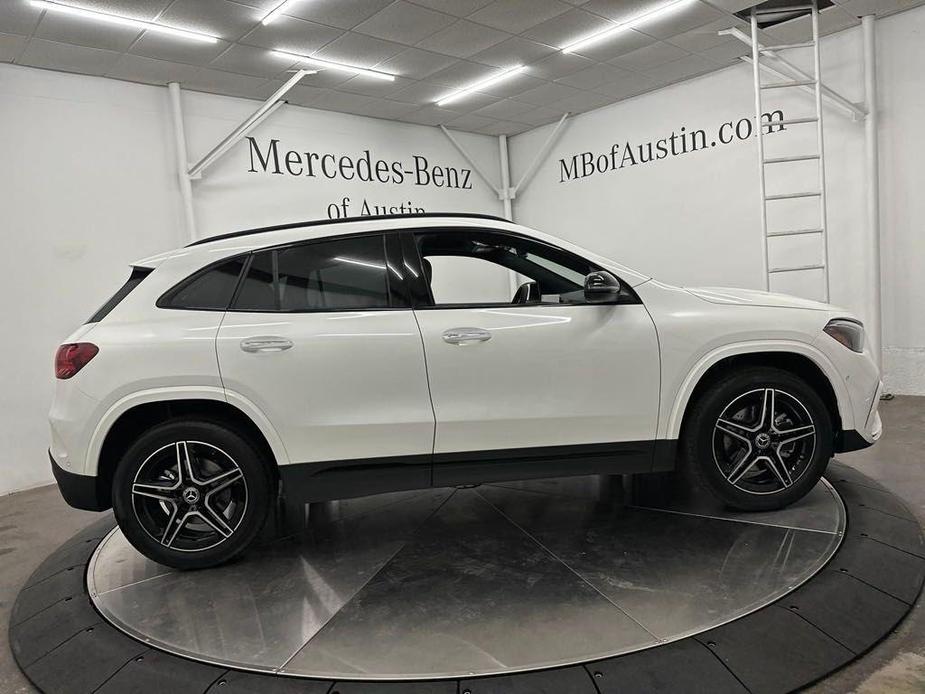 new 2025 Mercedes-Benz GLA 250 car, priced at $49,275