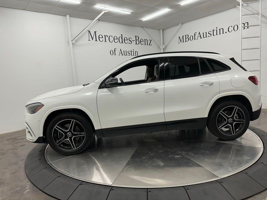 new 2025 Mercedes-Benz GLA 250 car, priced at $49,275