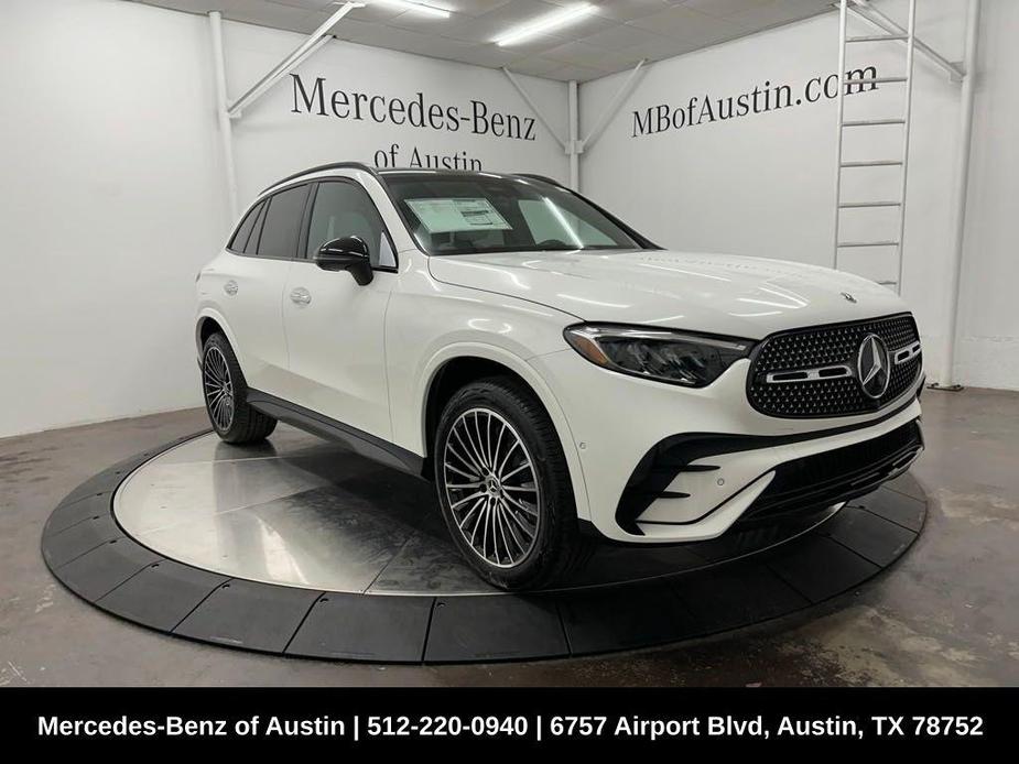 new 2025 Mercedes-Benz GLC 300 car, priced at $60,300