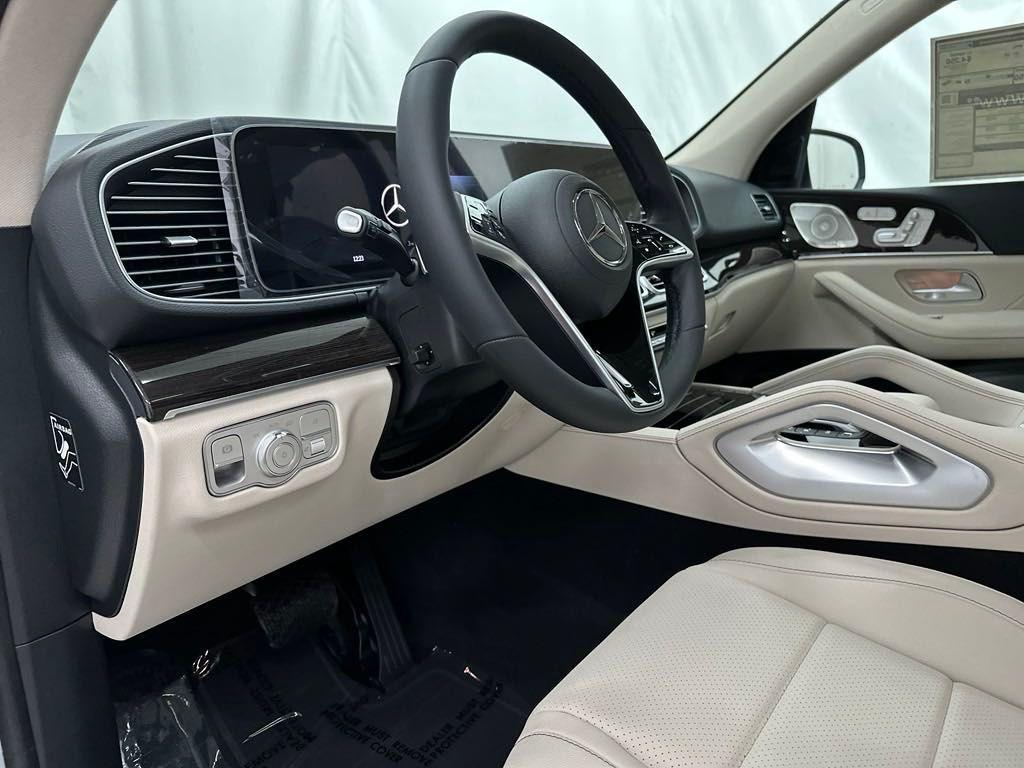 used 2025 Mercedes-Benz GLE 350 car, priced at $67,260