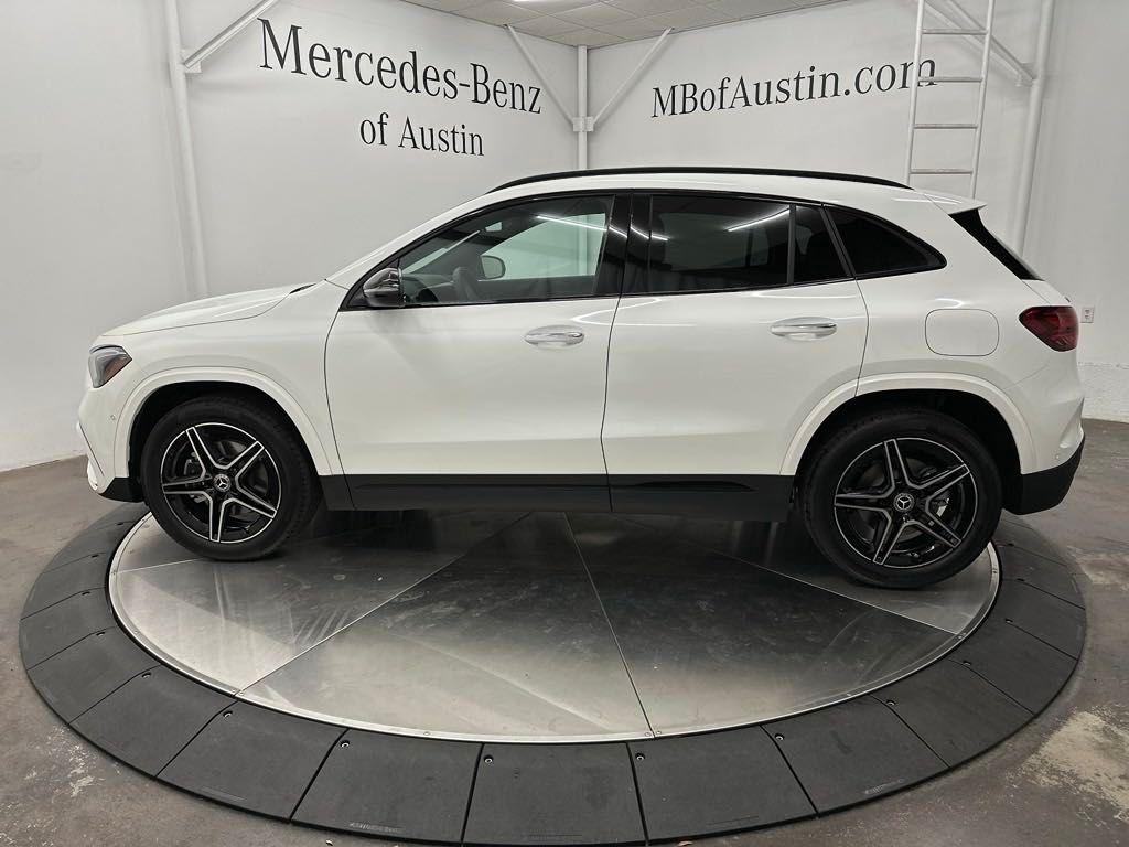 new 2025 Mercedes-Benz GLA 250 car, priced at $49,470