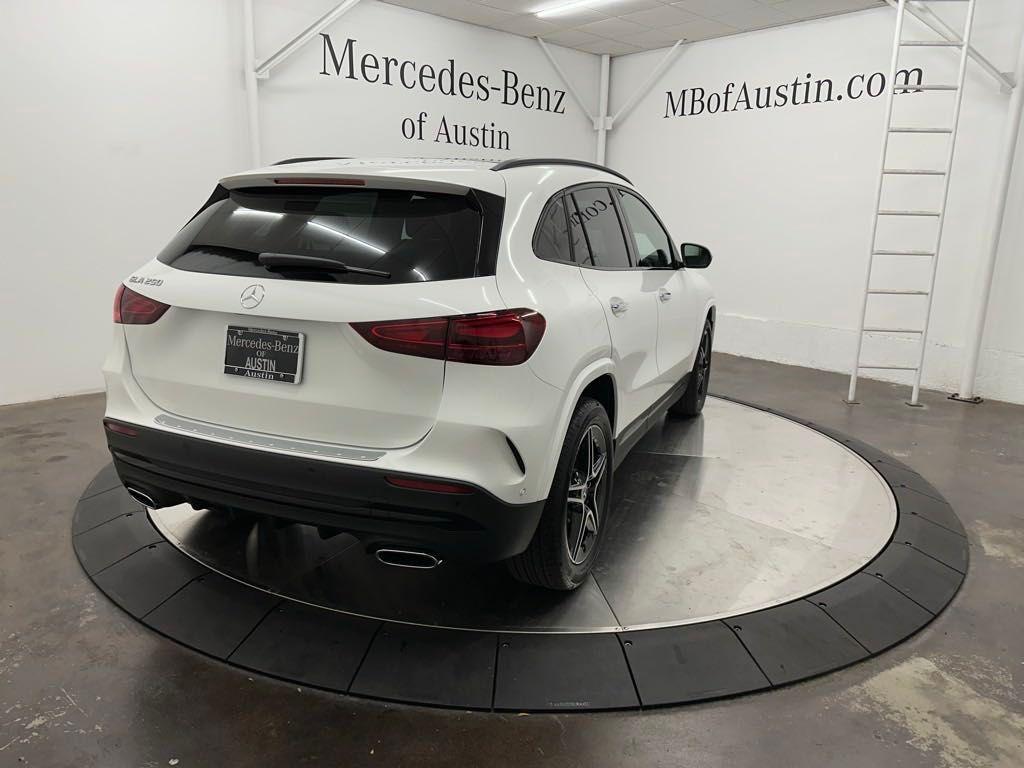 new 2025 Mercedes-Benz GLA 250 car, priced at $49,470