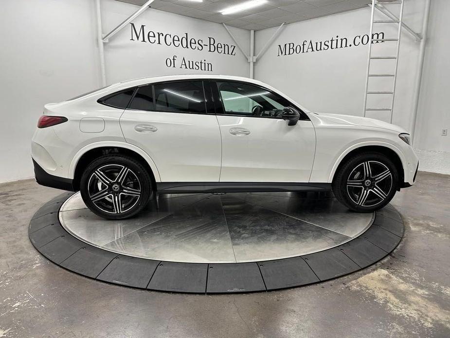 new 2025 Mercedes-Benz GLC 300 car, priced at $66,945