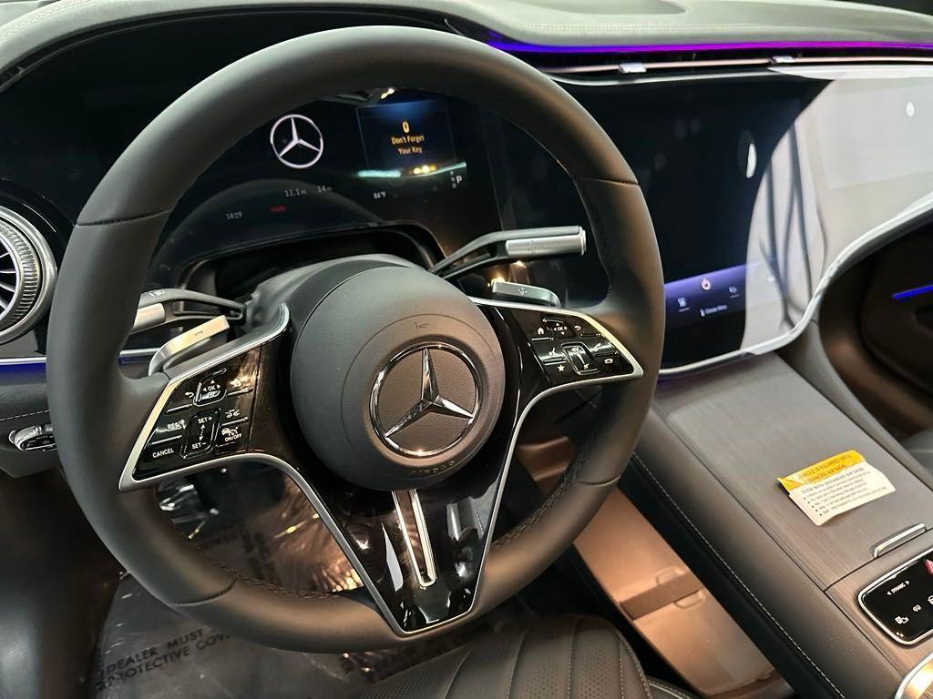 new 2024 Mercedes-Benz EQS 580 car, priced at $125,835