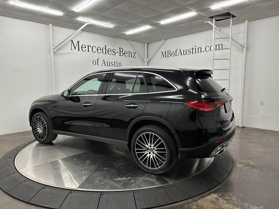 new 2025 Mercedes-Benz GLC 300 car, priced at $58,050