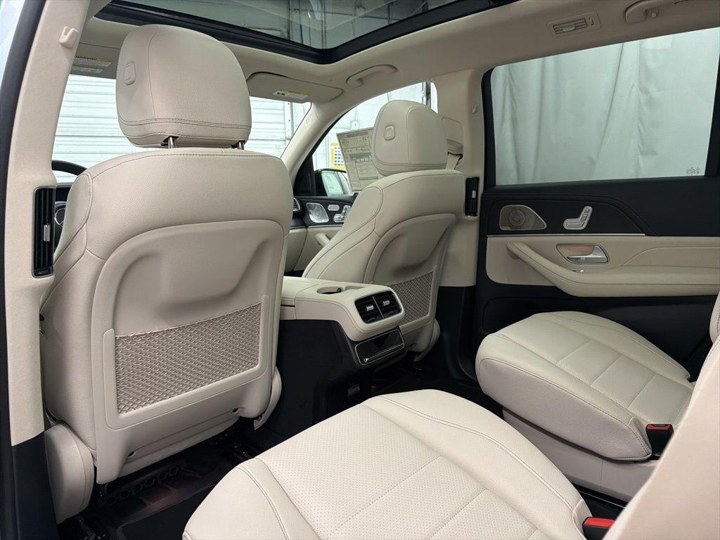 new 2026 Mercedes-Benz GLS 450 car, priced at $99,630