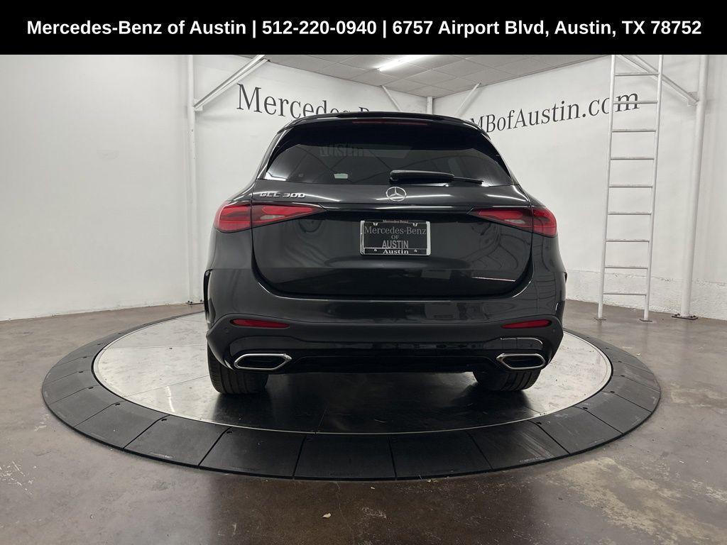 new 2025 Mercedes-Benz GLC 300 car, priced at $61,010