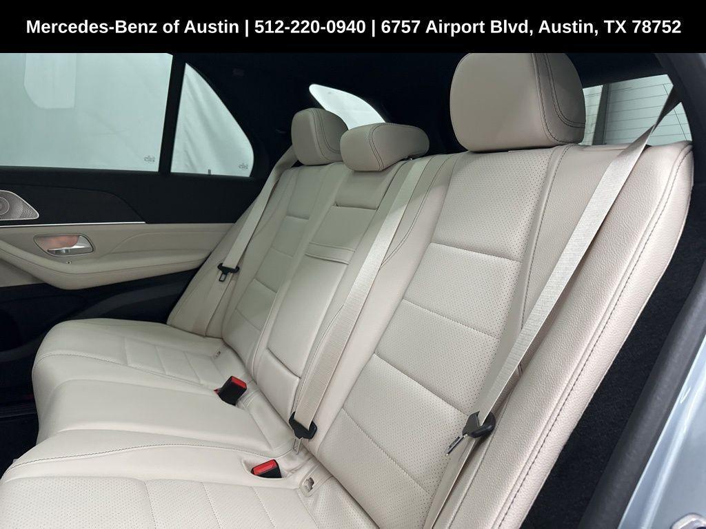 new 2025 Mercedes-Benz GLE 350 car, priced at $70,420