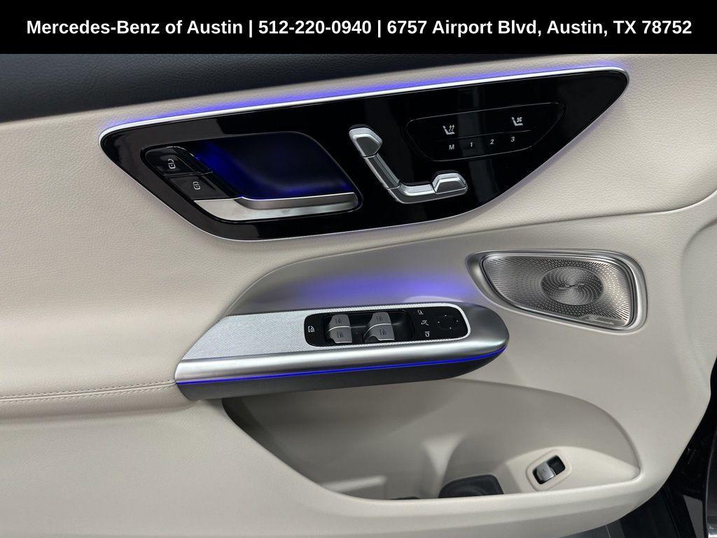 new 2025 Mercedes-Benz GLC 300 car, priced at $57,335