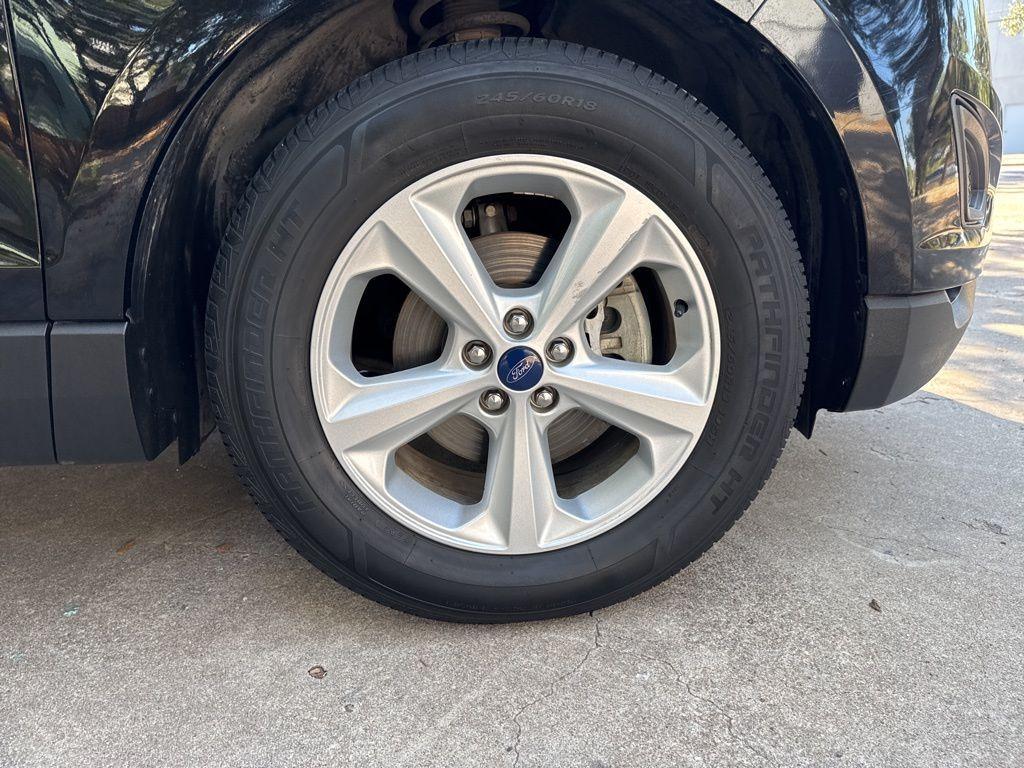 used 2017 Ford Edge car, priced at $10,900