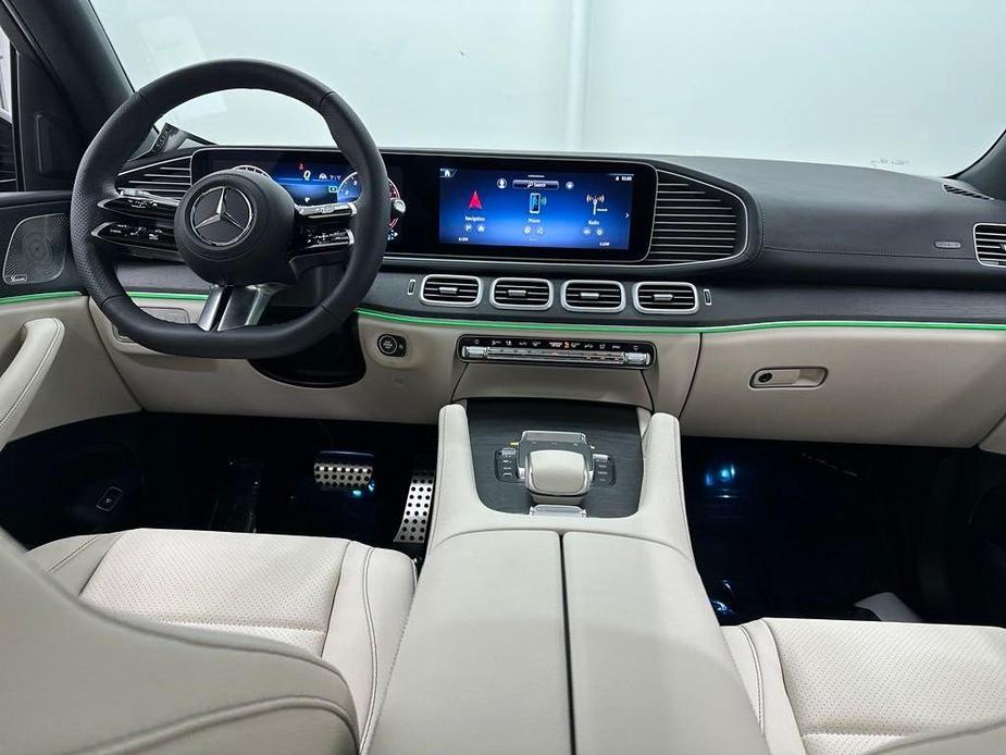 new 2025 Mercedes-Benz GLS 450 car, priced at $97,880