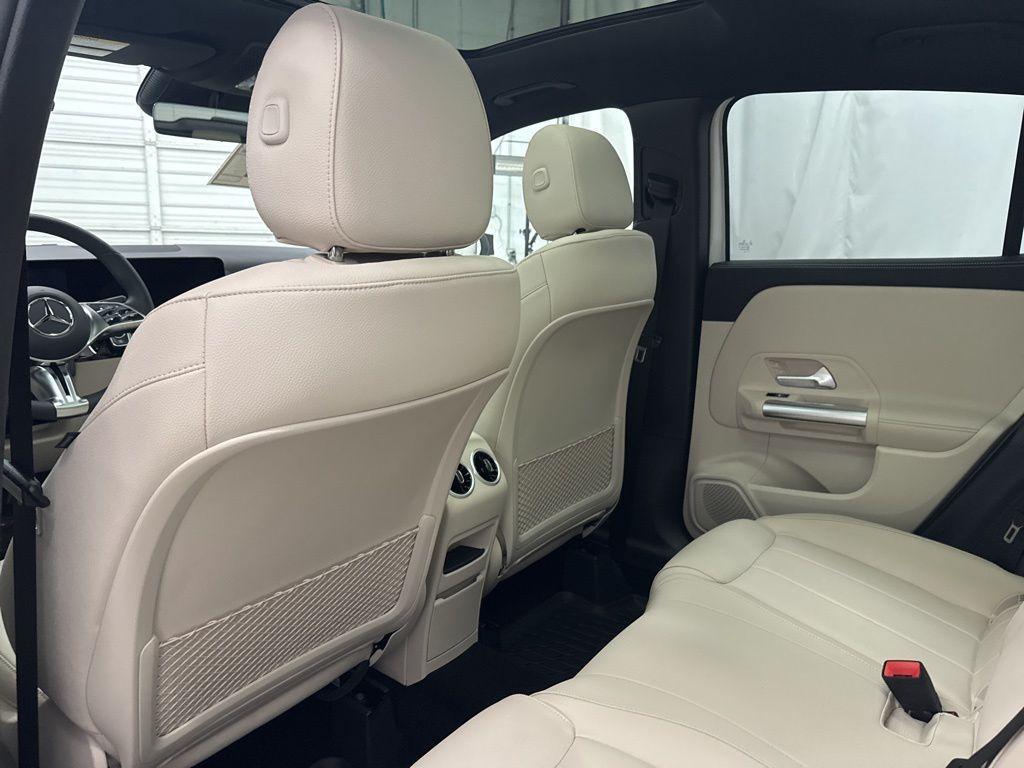 new 2026 Mercedes-Benz GLA 250 car, priced at $49,795