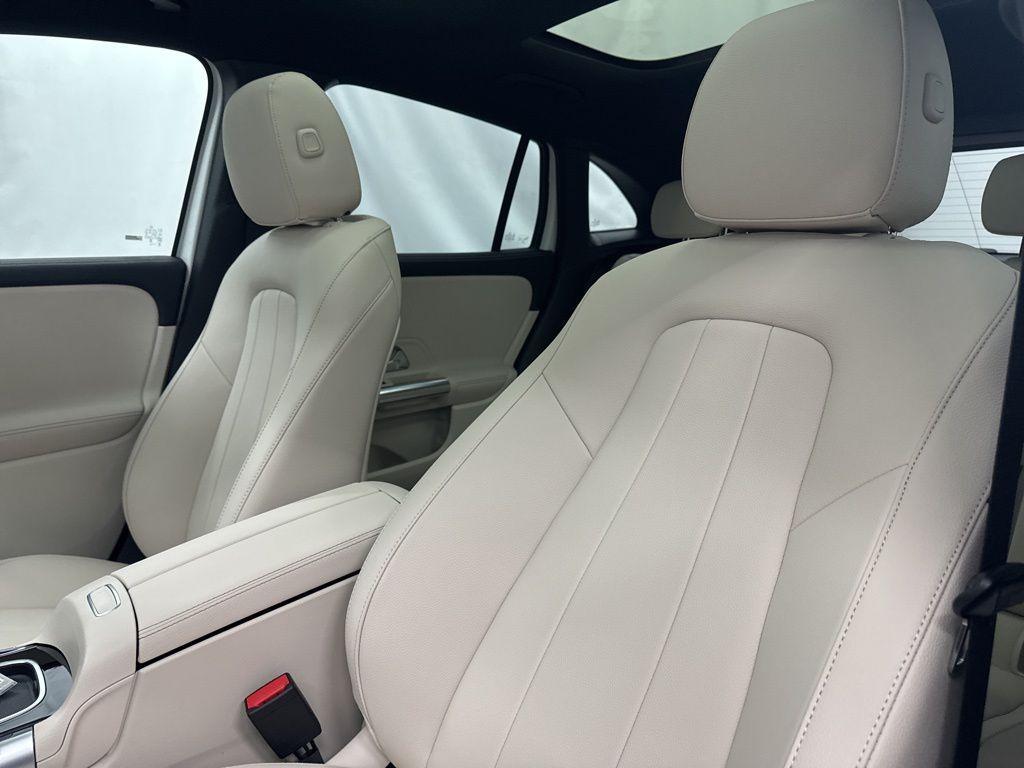 new 2026 Mercedes-Benz GLA 250 car, priced at $49,795