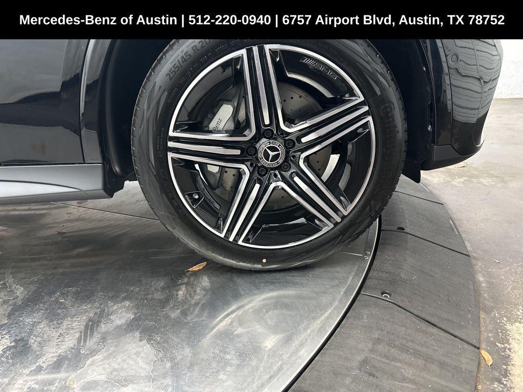 new 2025 Mercedes-Benz GLC 300 car, priced at $60,460