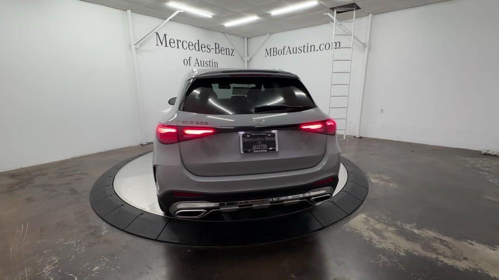 new 2025 Mercedes-Benz GLC 300 car, priced at $61,850