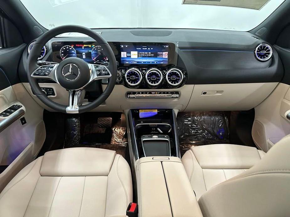 new 2025 Mercedes-Benz GLA 250 car, priced at $49,210