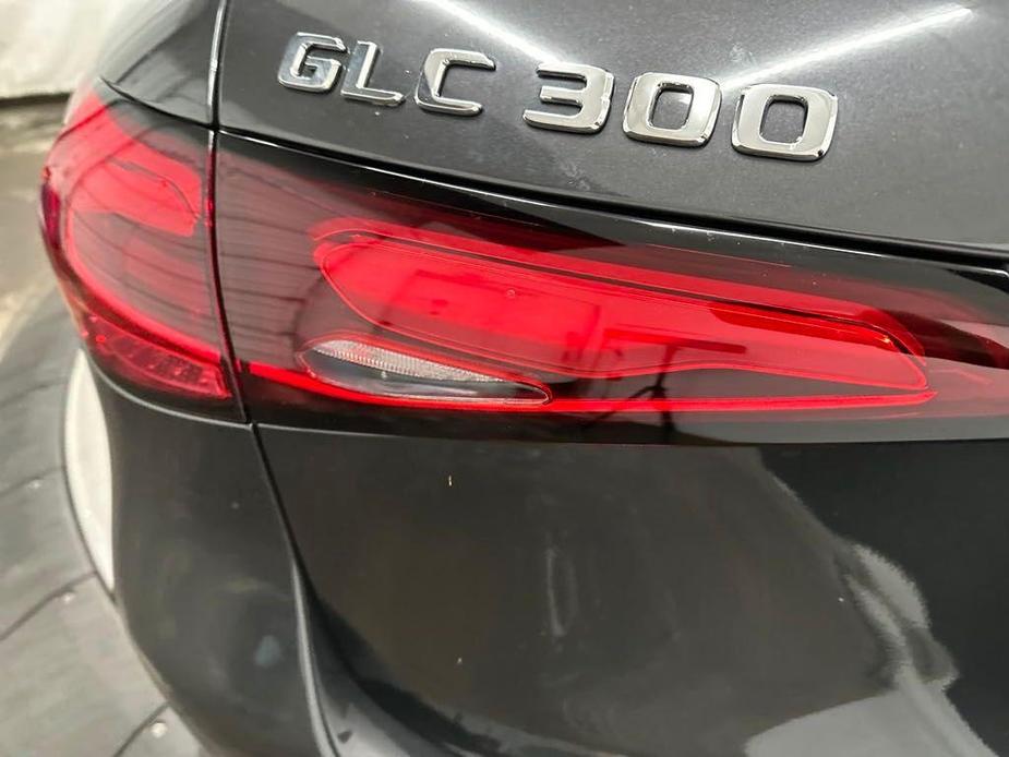 new 2025 Mercedes-Benz GLC 300 car, priced at $58,800