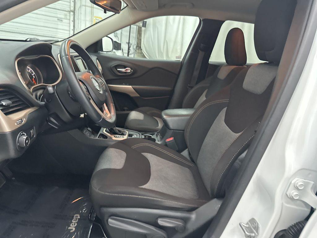 used 2018 Jeep Cherokee car, priced at $12,900