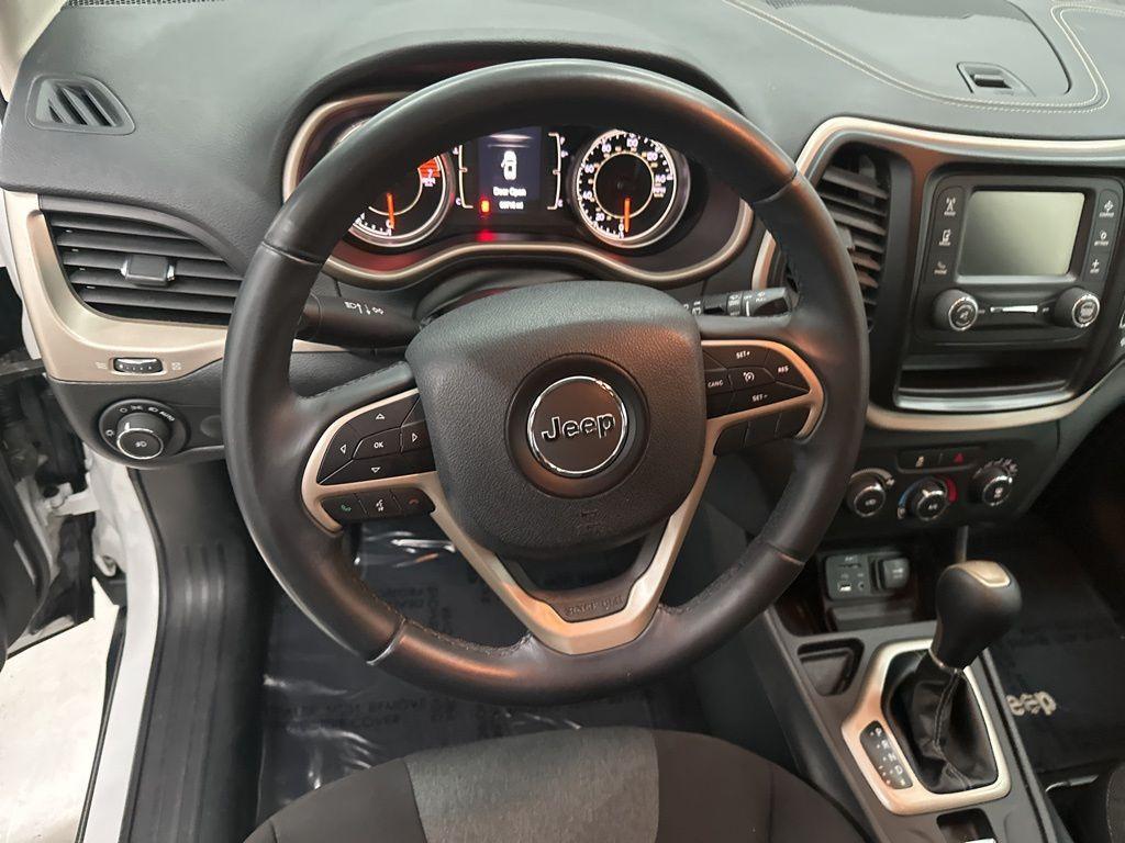 used 2018 Jeep Cherokee car, priced at $12,900