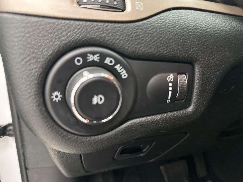 used 2018 Jeep Cherokee car, priced at $12,900