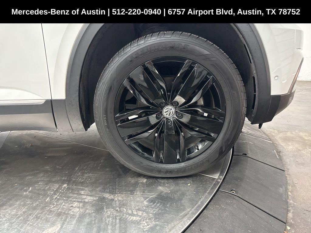 used 2018 Volkswagen Atlas car, priced at $15,900