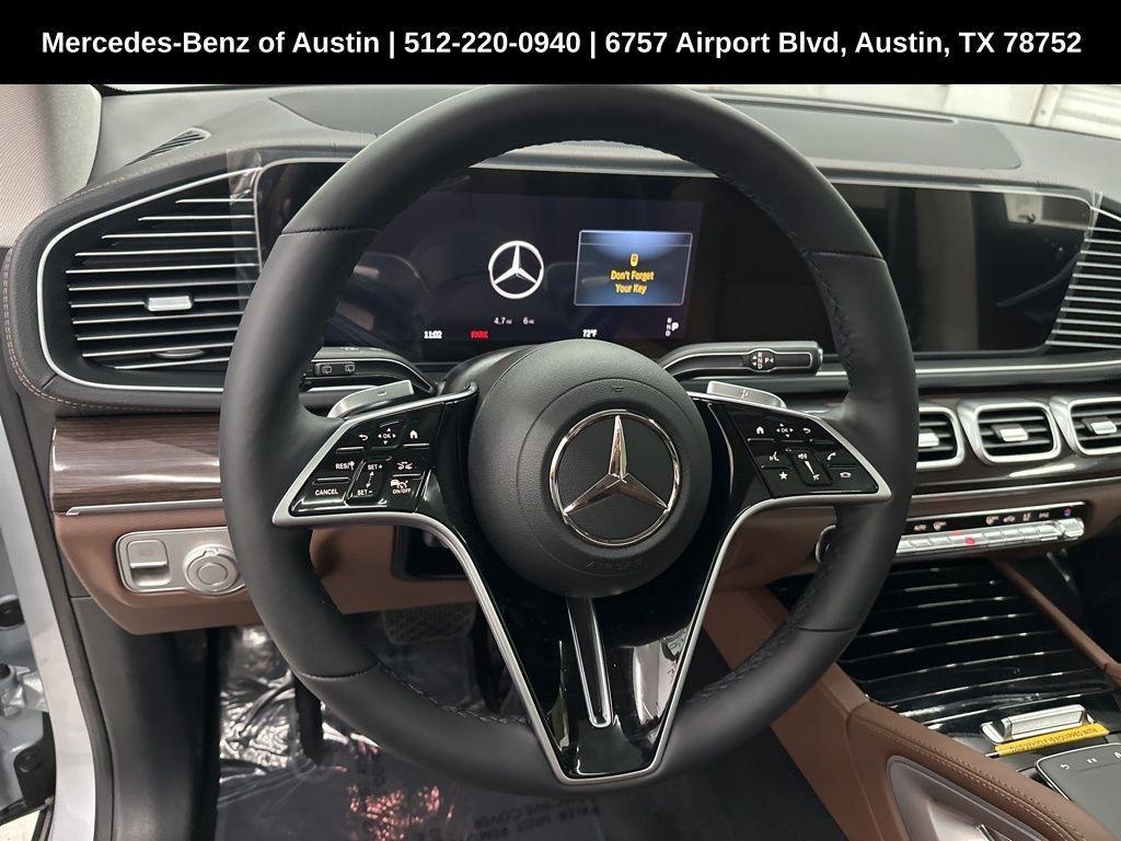 new 2025 Mercedes-Benz GLS 450 car, priced at $92,395