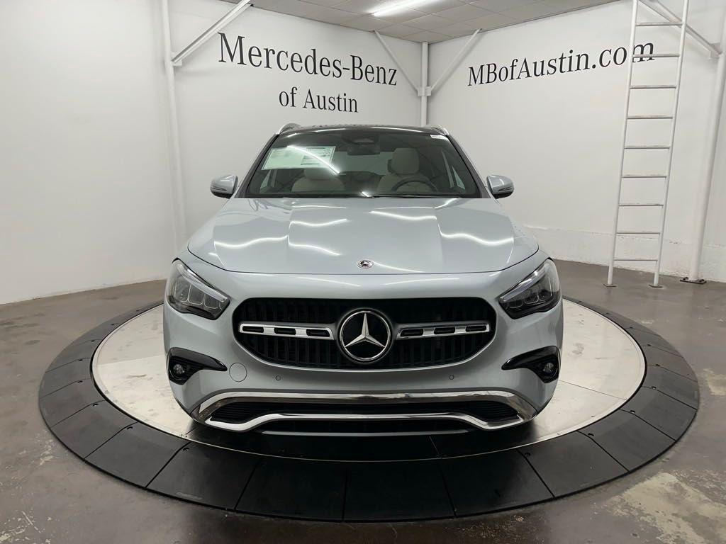 new 2025 Mercedes-Benz GLA 250 car, priced at $50,120