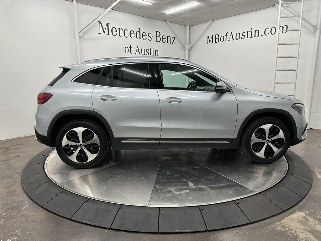 new 2025 Mercedes-Benz GLA 250 car, priced at $50,120