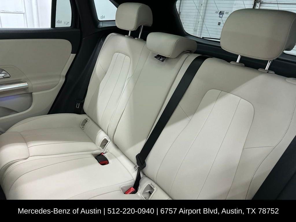 used 2025 Mercedes-Benz GLA 250 car, priced at $49,210