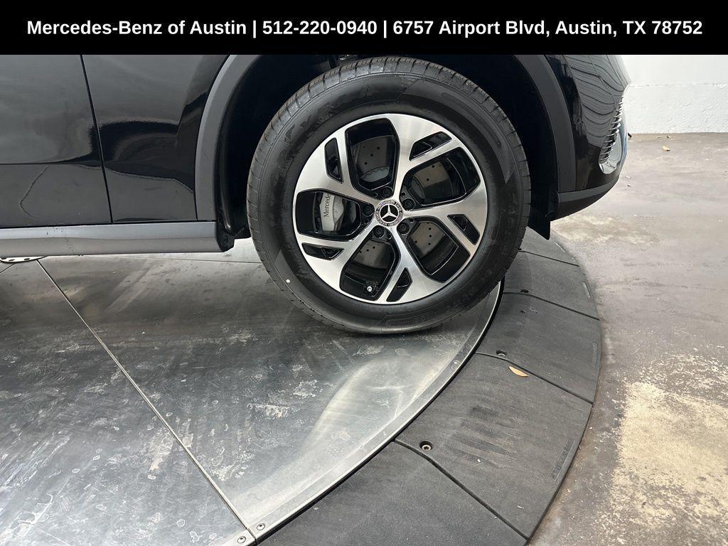 new 2025 Mercedes-Benz GLC 350e car, priced at $63,350