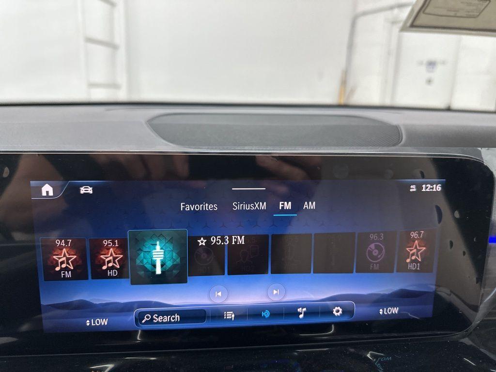 new 2025 Mercedes-Benz GLB 250 car, priced at $59,480