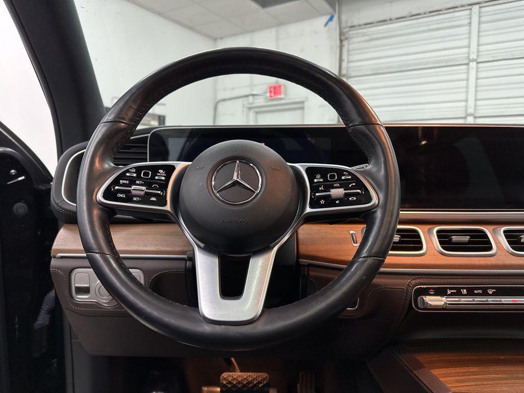 used 2022 Mercedes-Benz GLE 580 car, priced at $66,900