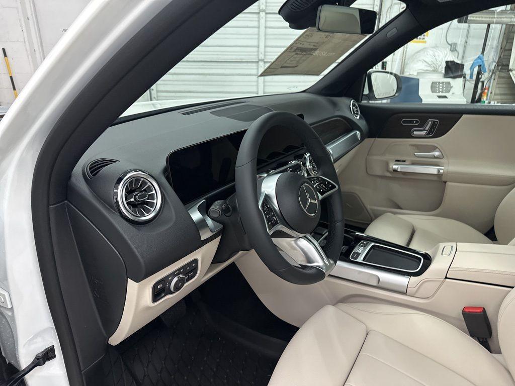 new 2026 Mercedes-Benz GLB 250 car, priced at $51,165