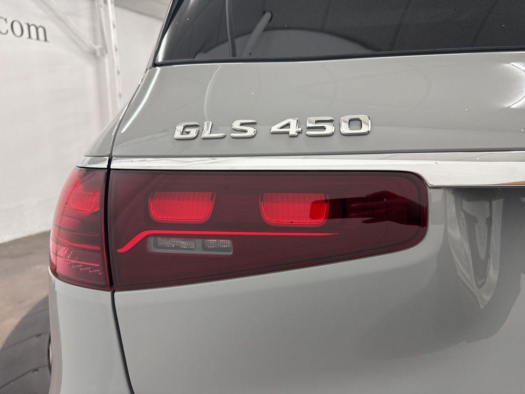 new 2026 Mercedes-Benz GLS 450 car, priced at $100,795
