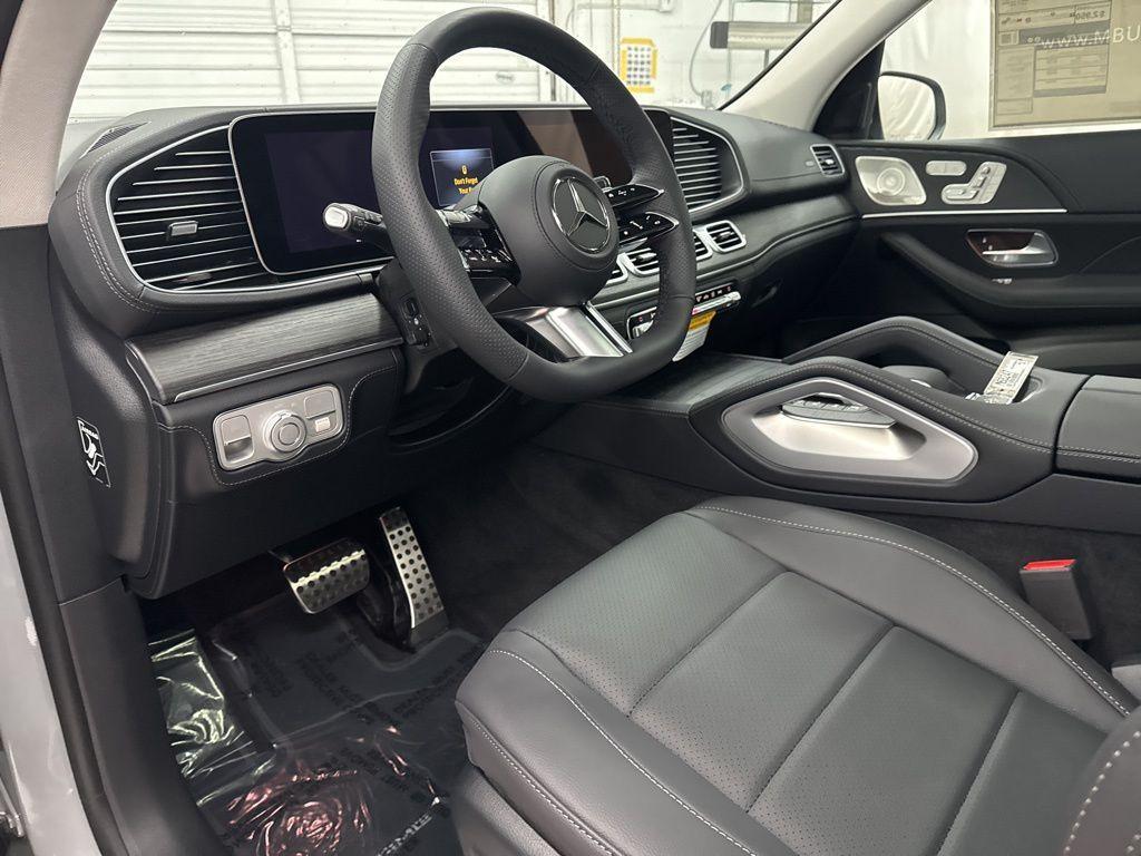 new 2026 Mercedes-Benz GLS 450 car, priced at $100,795
